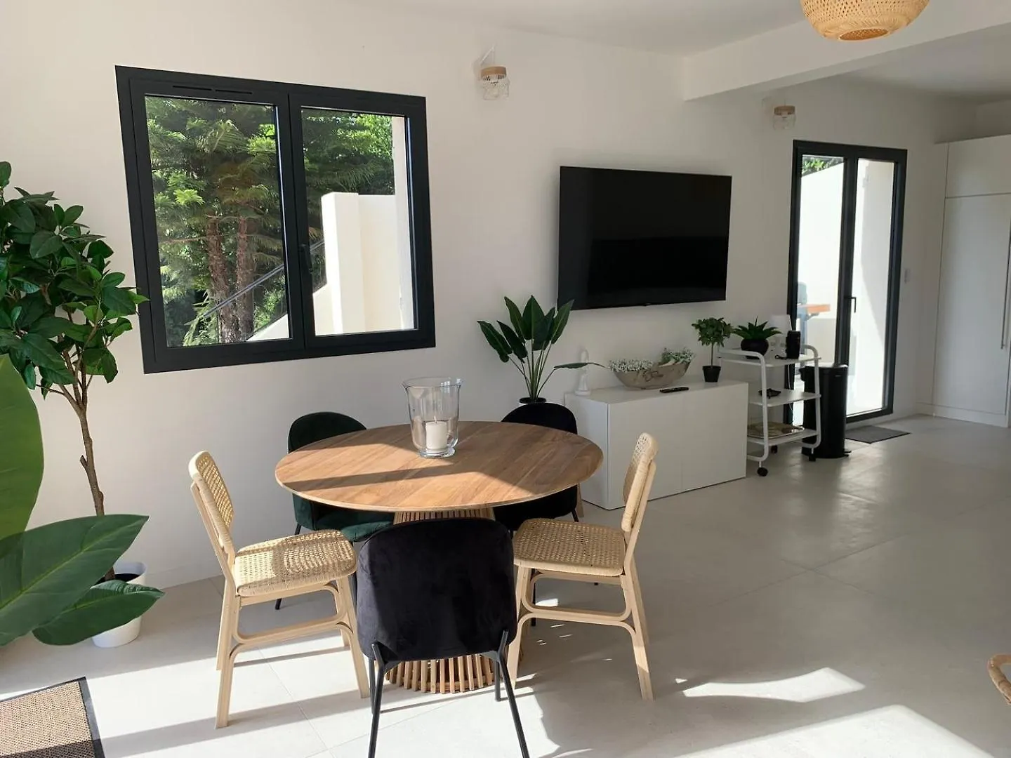 招待所 Superbe Villa - 3 Appartements Distinct - 20 Couchages 滨海卡涅