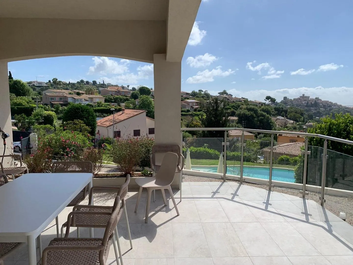 招待所 Superbe Villa - 3 Appartements Distinct - 20 Couchages 滨海卡涅
