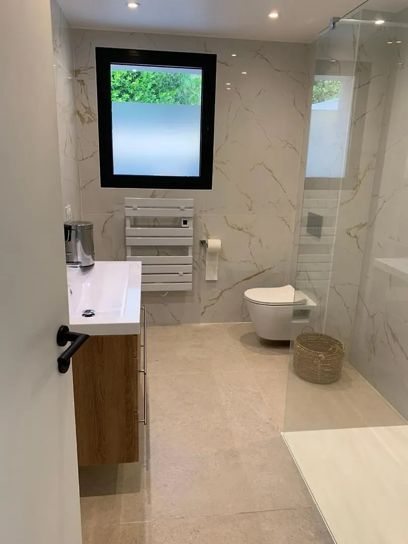 Superbe Villa - 3 Appartements Distinct - 20 Couchages 滨海卡涅 招待所